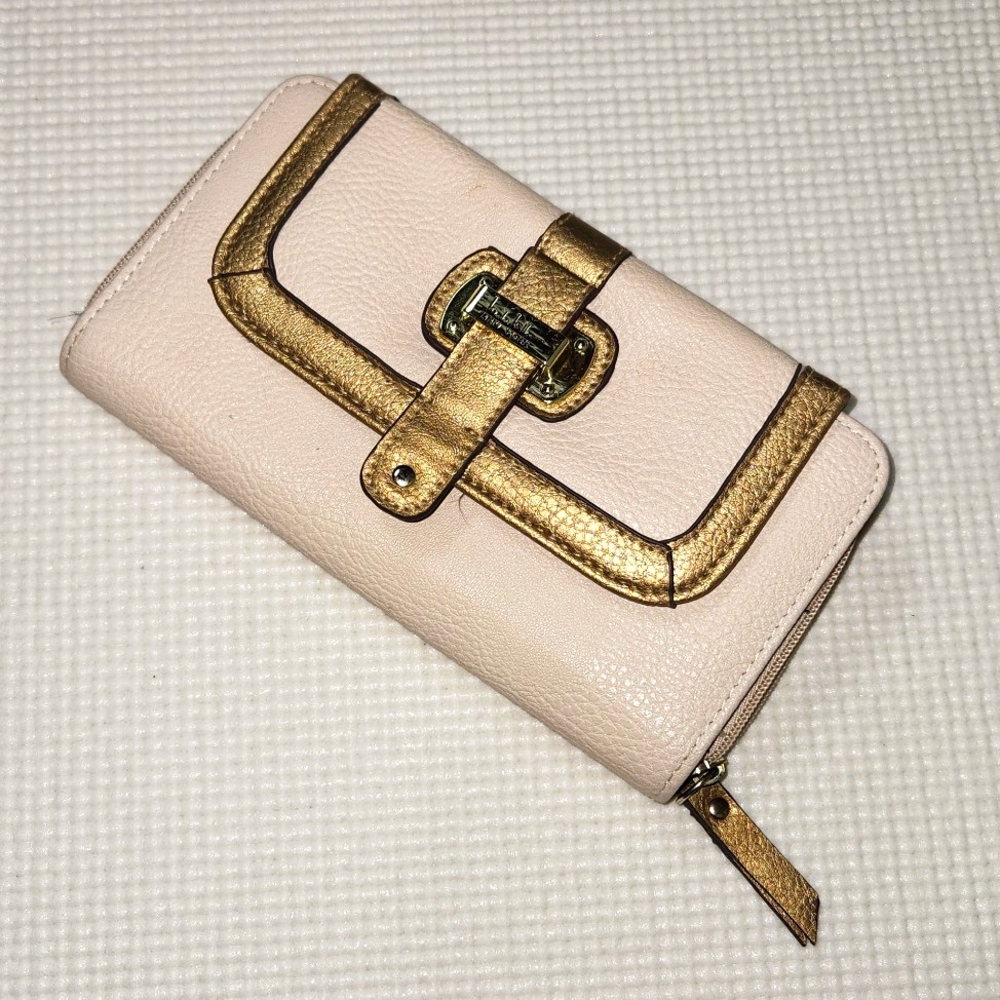 Nicole Miller Wallet Beige and Gold
